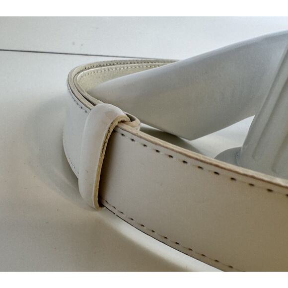 ANNE KLEIN White Genuine Leather Adjustable Belt, Gold Hardware, 47-30 - Picture 10 of 14
